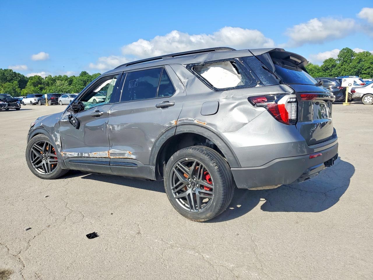 2025 Ford Explorer, St-Line