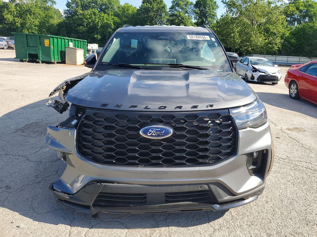 2025 Ford Explorer, St-Line