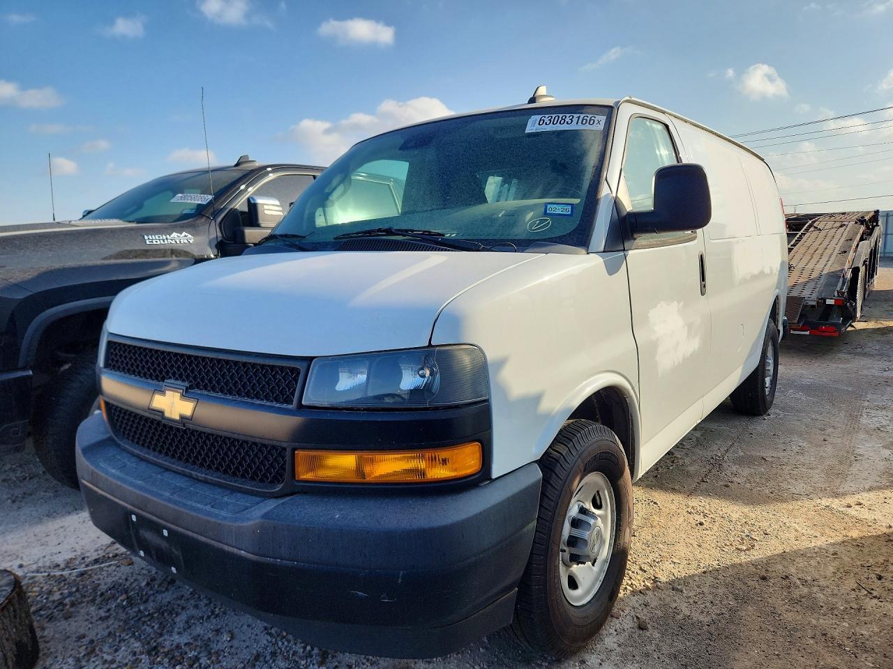 2021 Chevrolet Express, LS