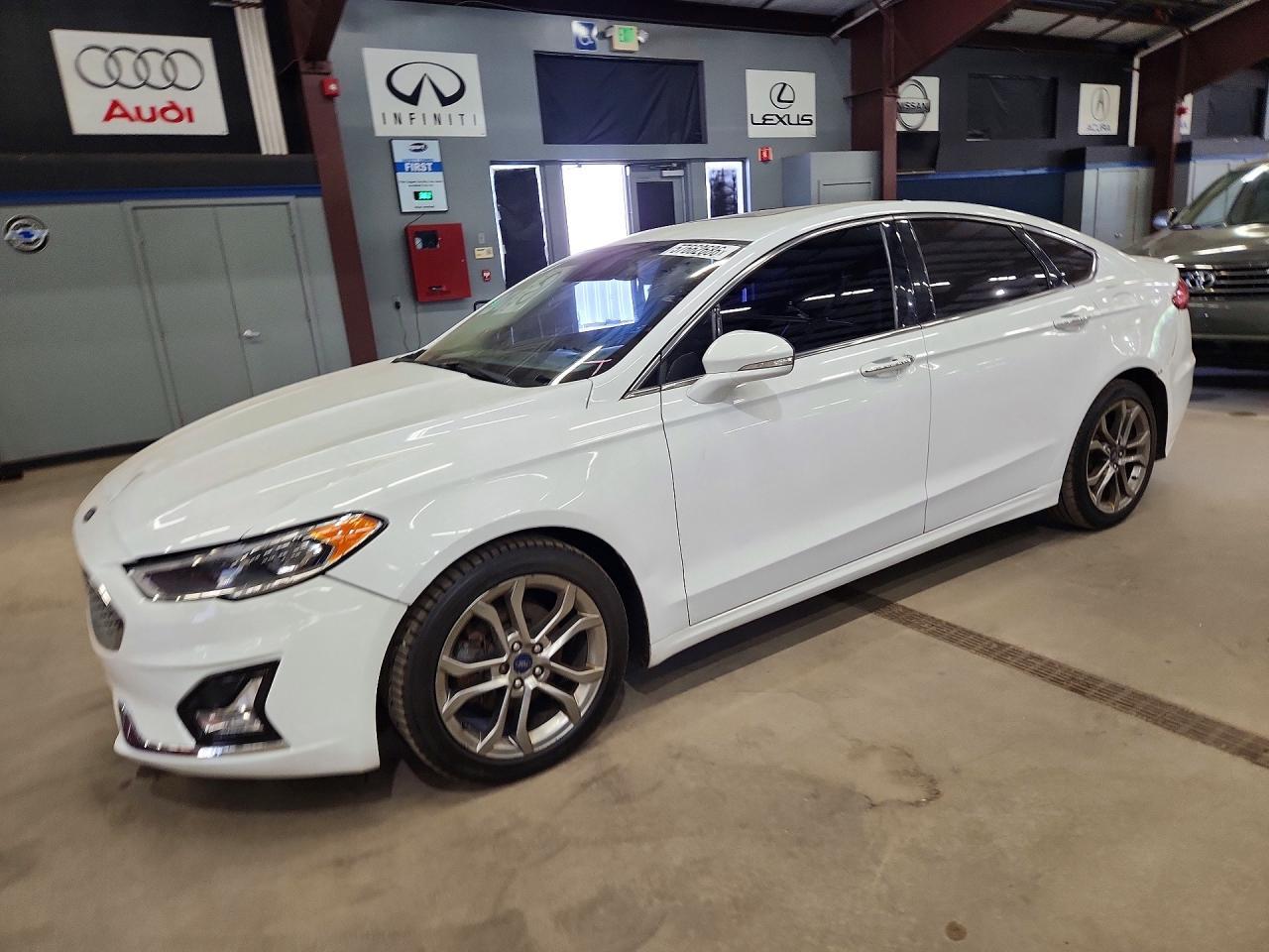 2020 Ford Fusion, Titanium