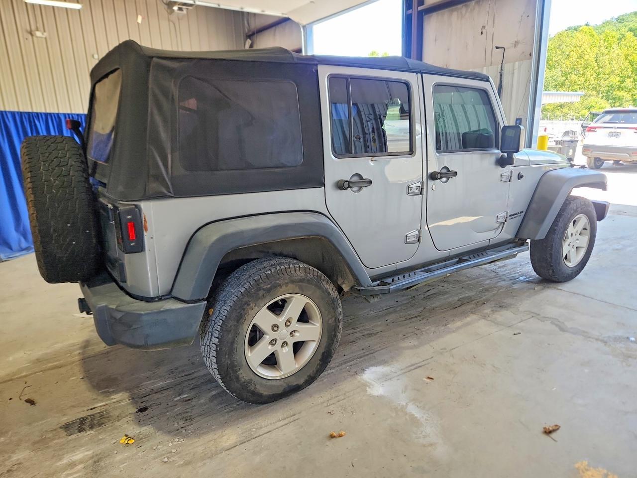 2016 Jeep Wrangler, Sport