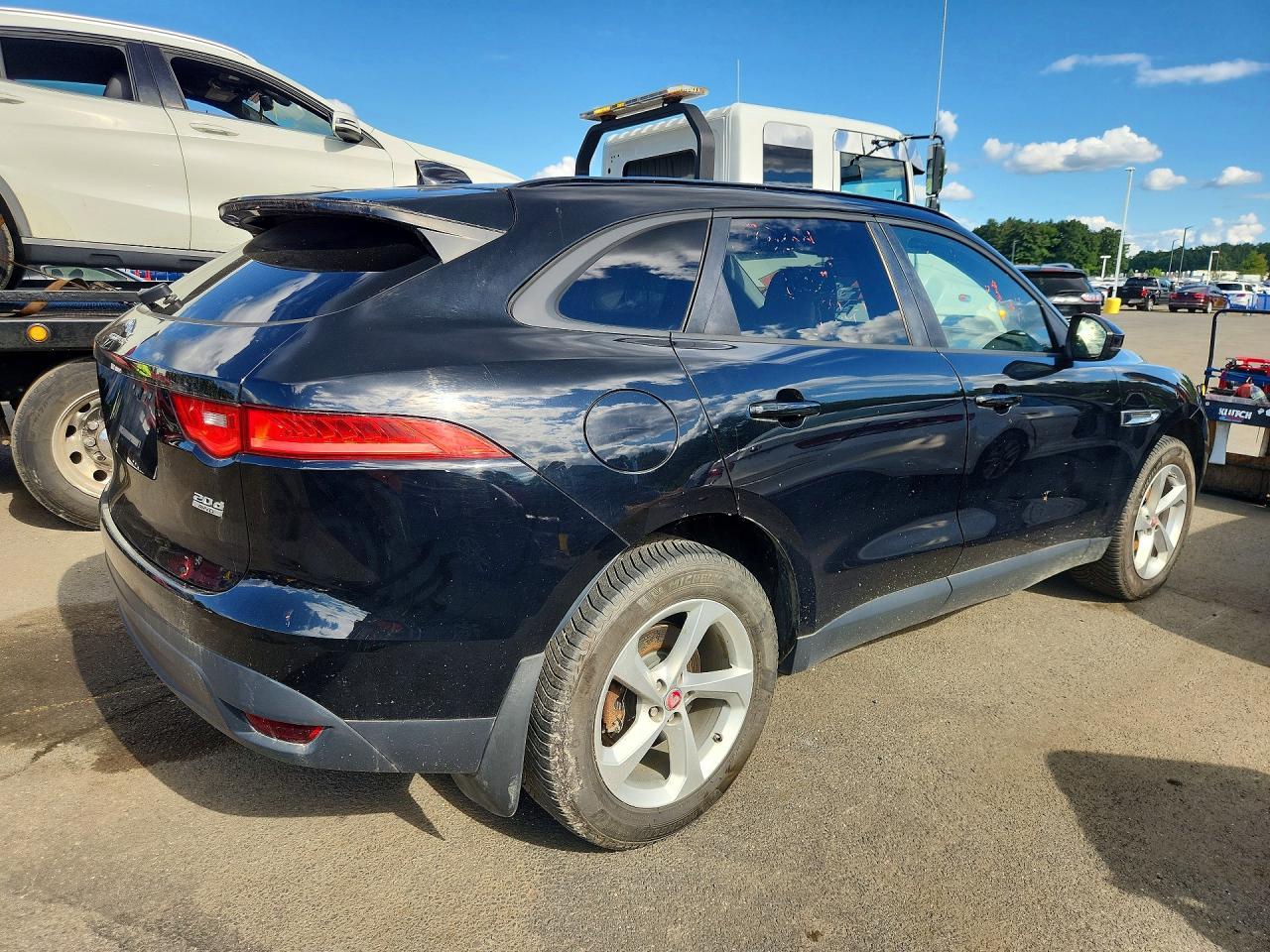 2018 Jaguar F-Pace, Premium