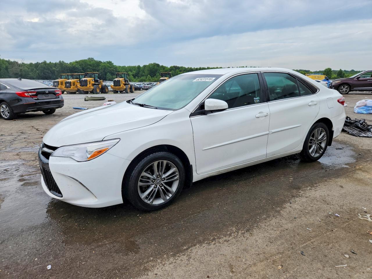 2015 Toyota Camry, SE