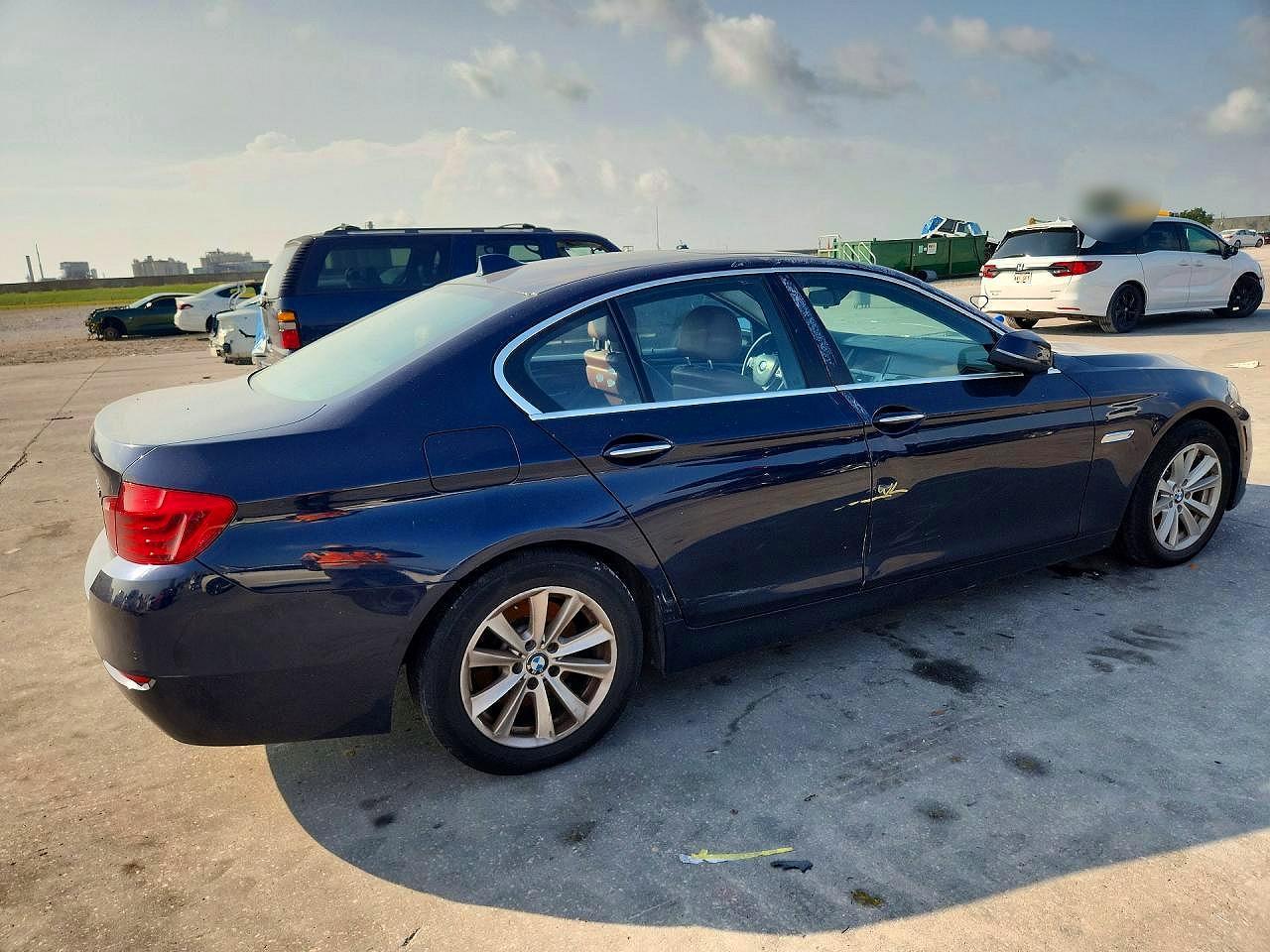 2016 BMW 5 Series, 528 I
