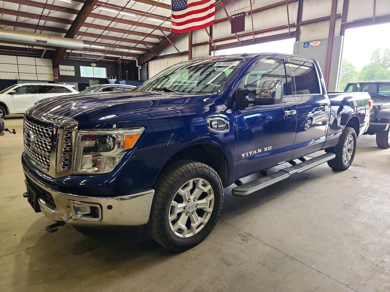 2016 Nissan Titan, SL