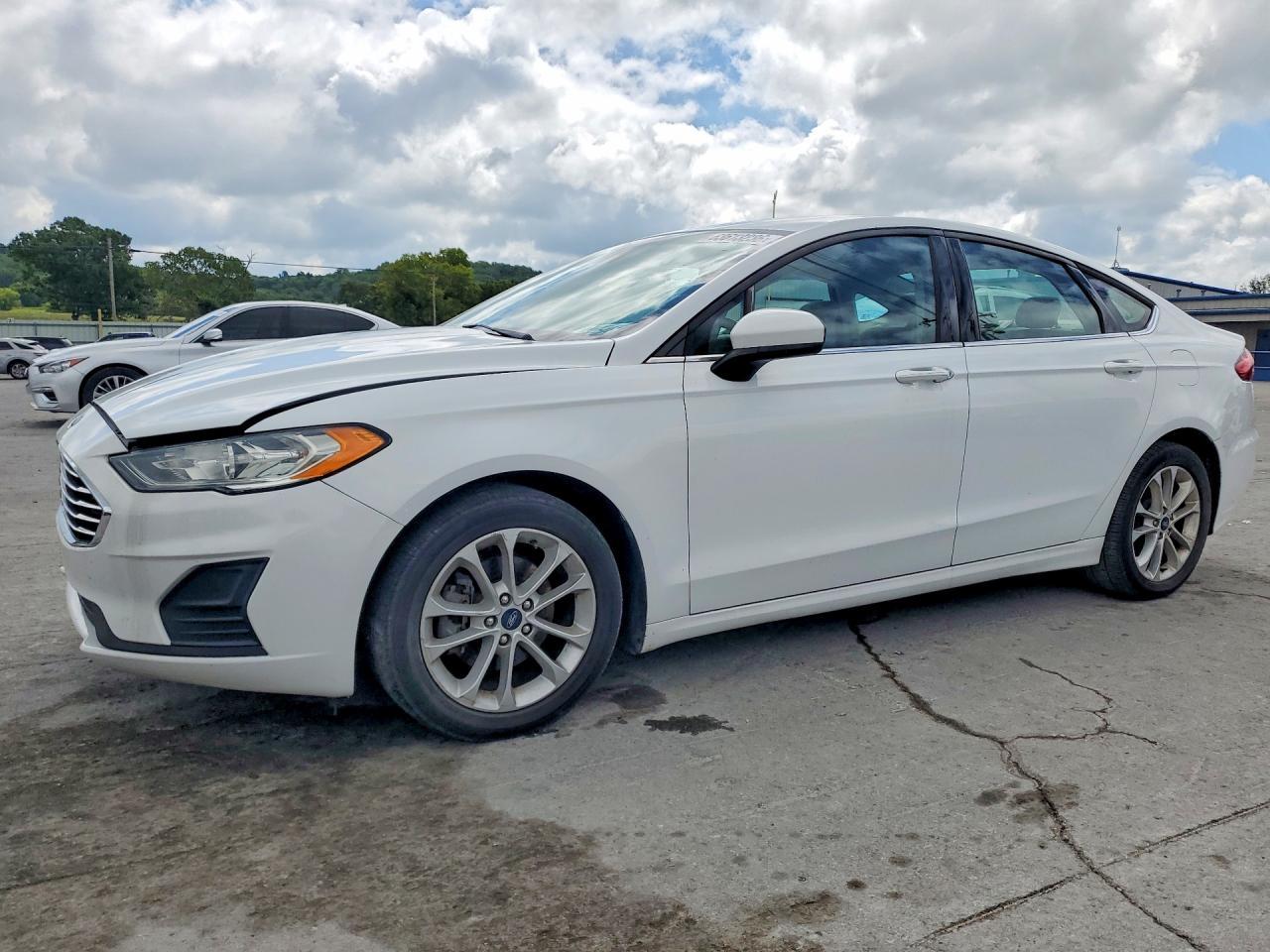 2019 Ford Fusion, SE