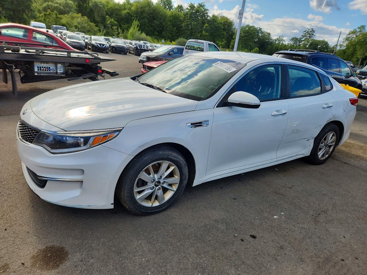 2016 KIA Optima, LX