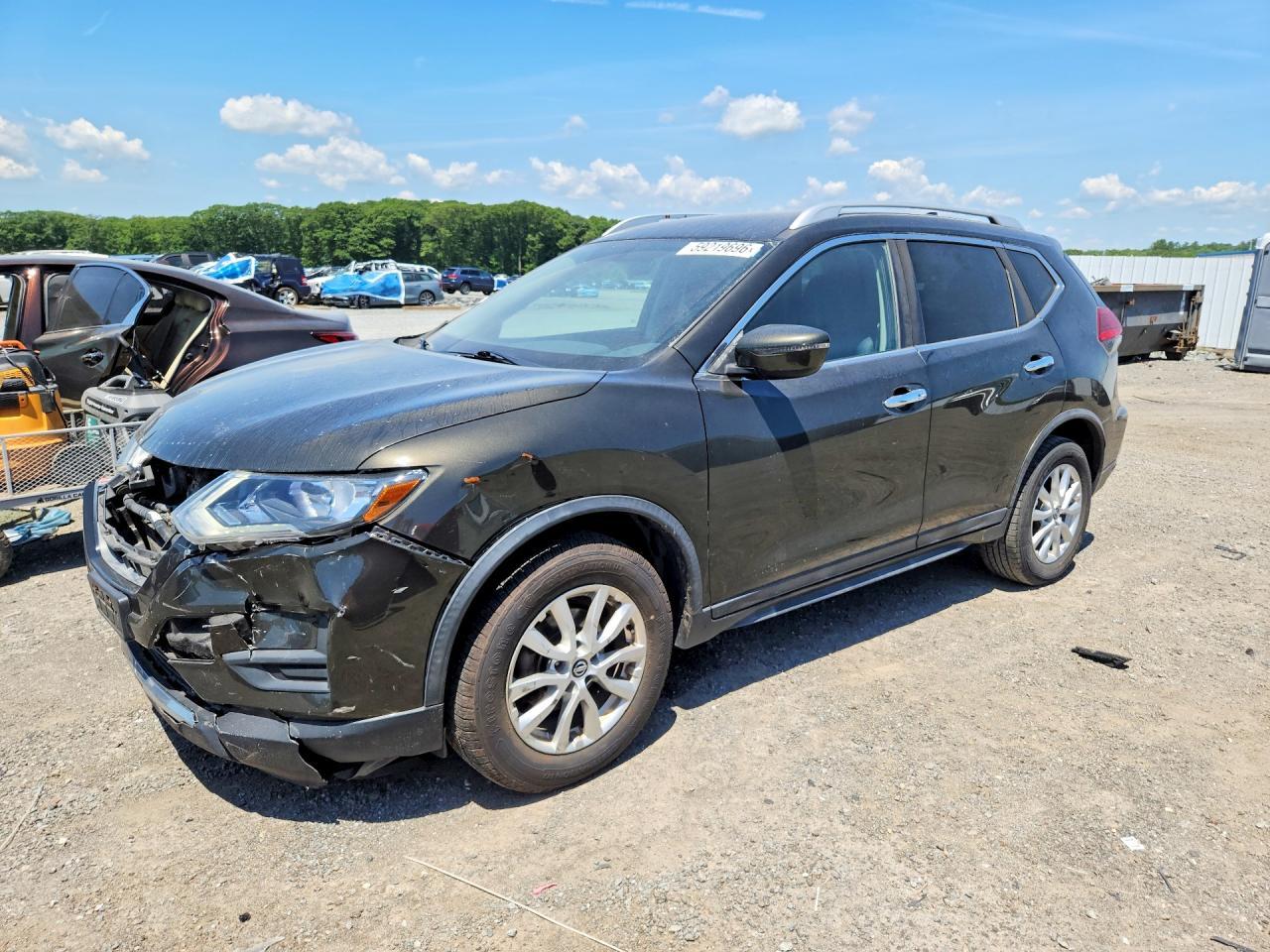 2017 Nissan Rogue, SV