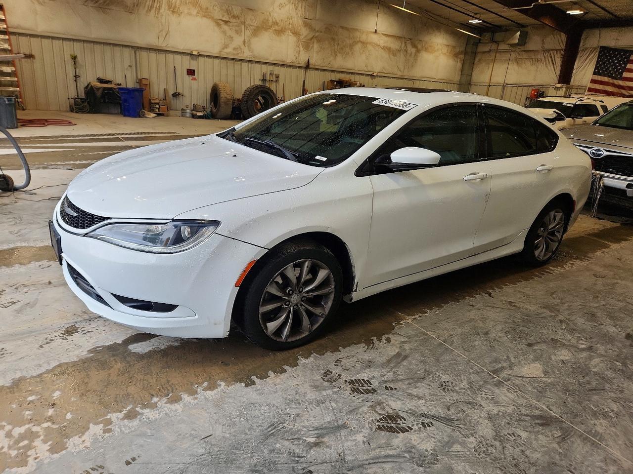 2015 Chrysler 200, S