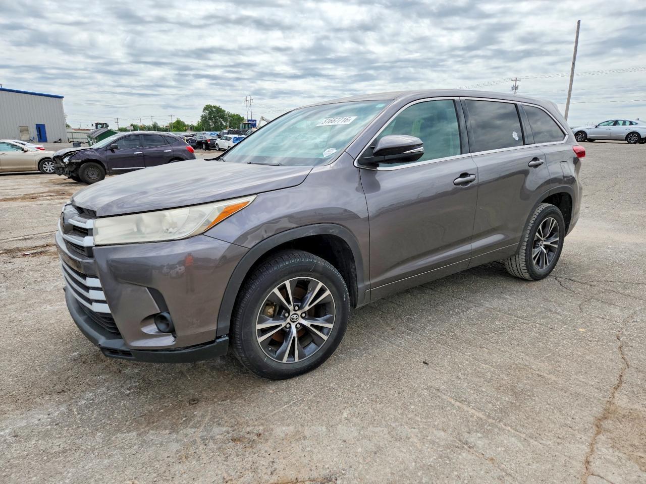 2018 Toyota Highlander, LE