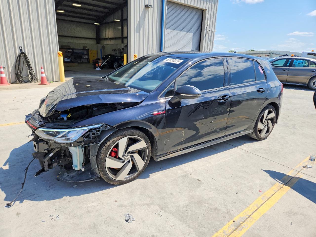 2022 Volkswagen Golf GTI, S