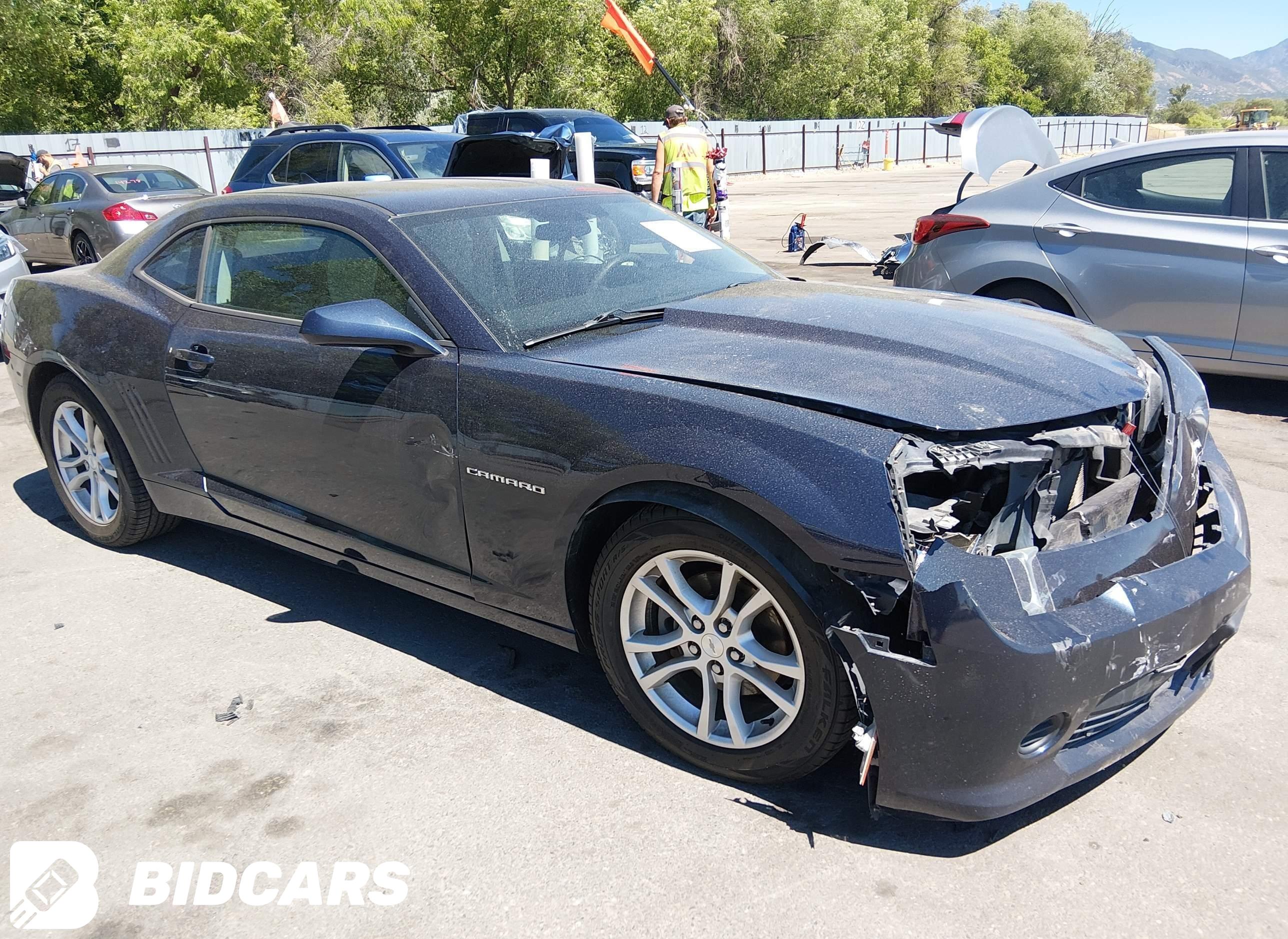 2015 Chevrolet Camaro, 1LS