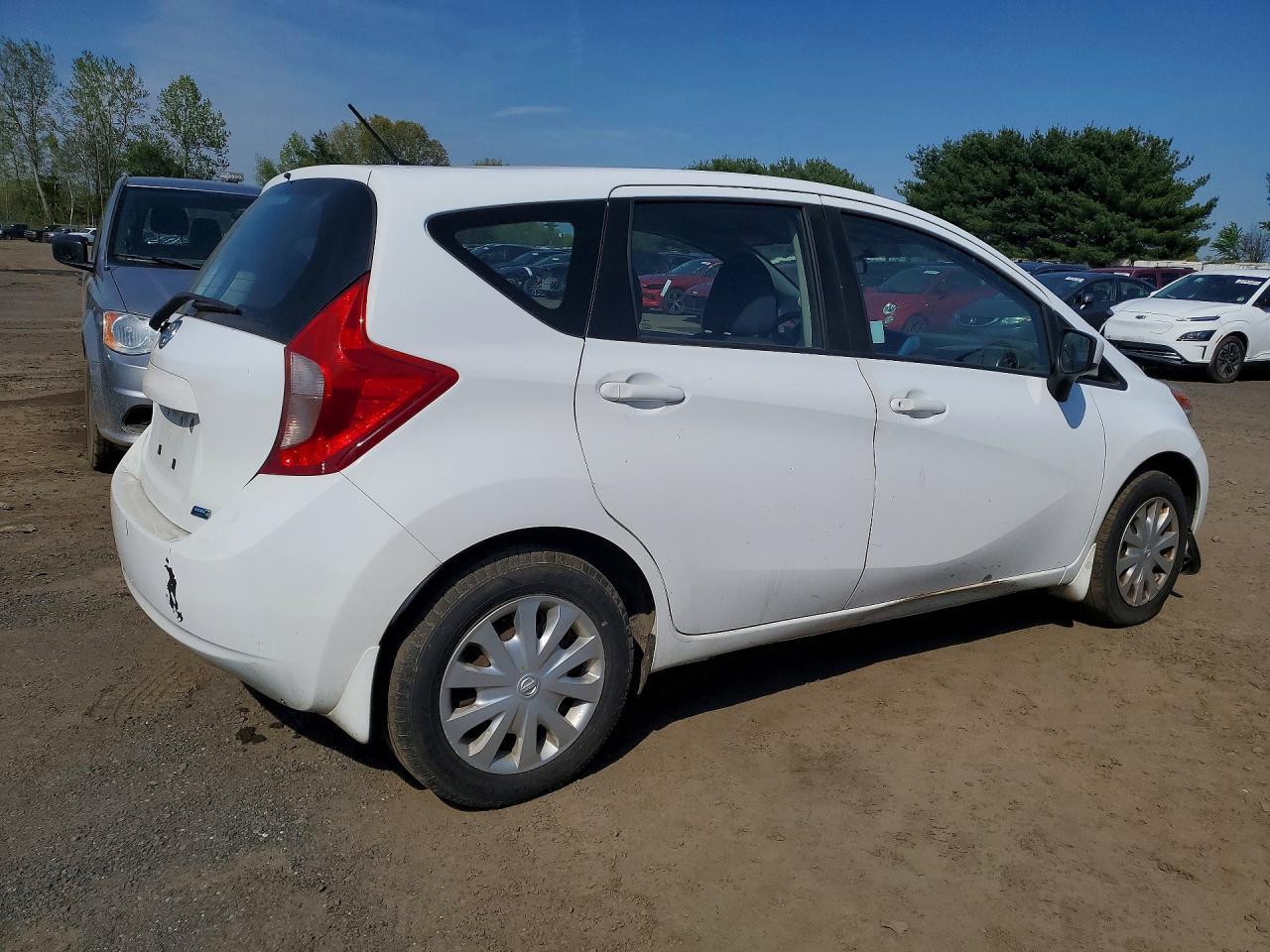 2016 Nissan Versa, S Plus