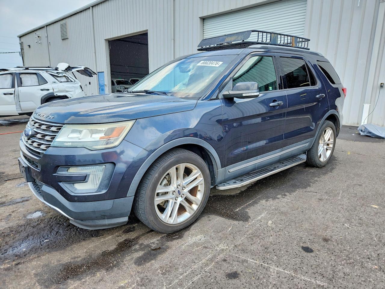 2017 Ford Explorer, Xlt