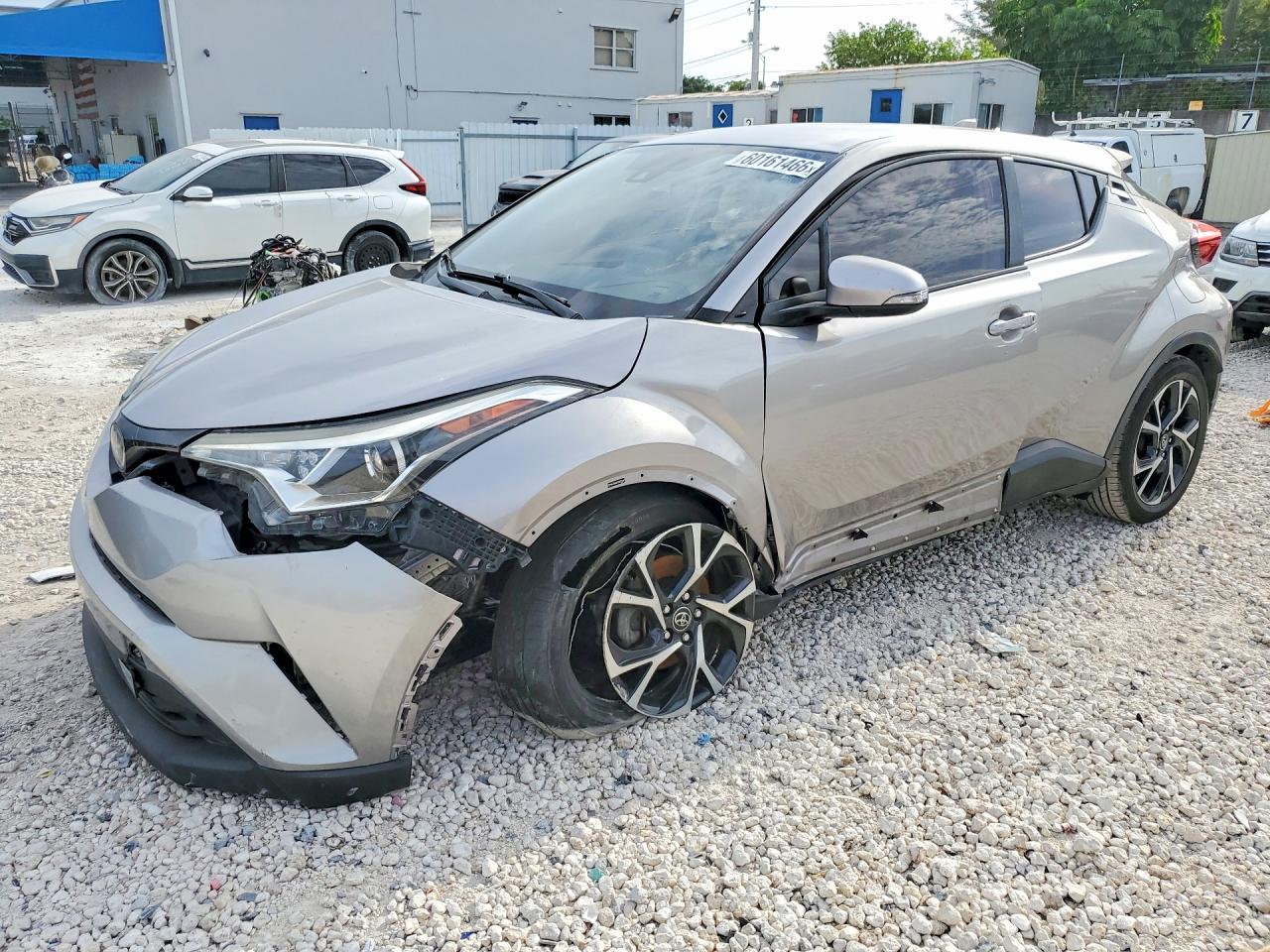 2019 Toyota C-HR, Xle