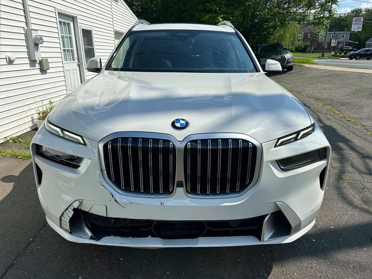 2025 BMW X7, Xdrive40I