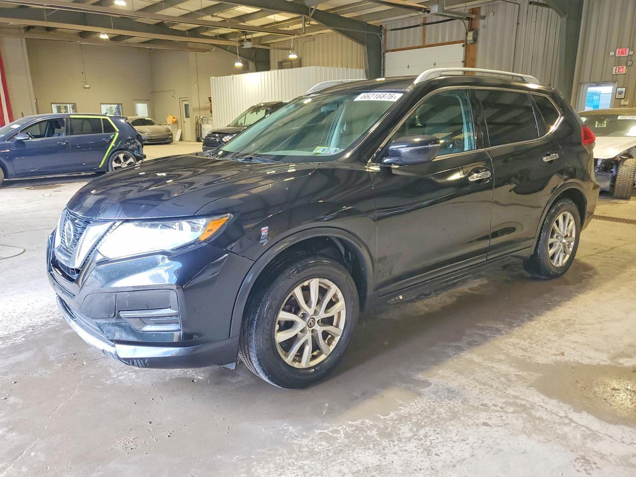 2018 Nissan Rogue, SV