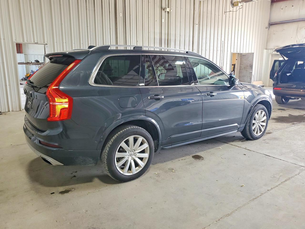 2016 Volvo XC90, T6