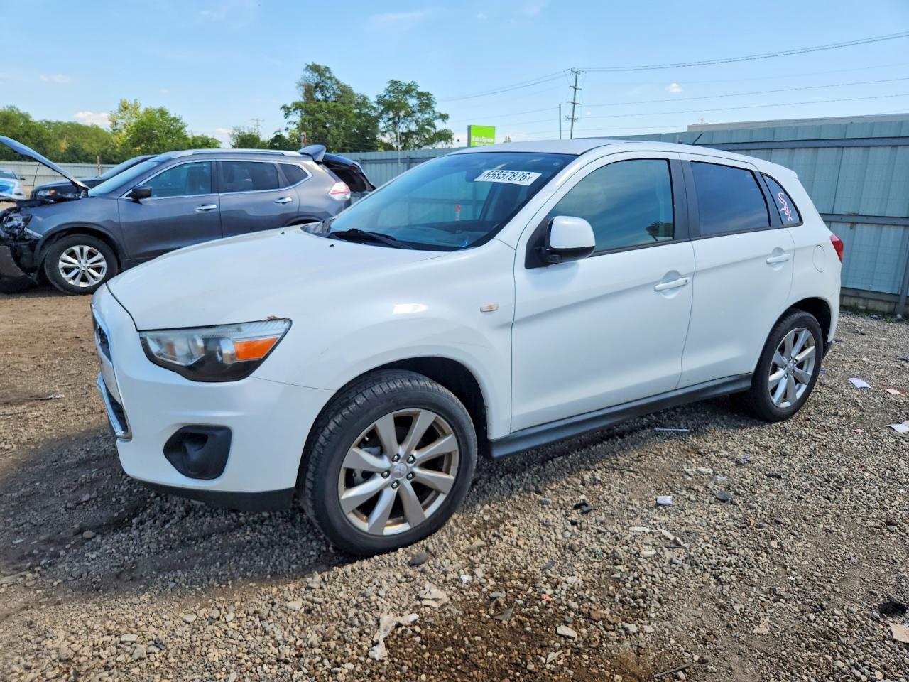 2015 Mitsubishi Outlander, ES
