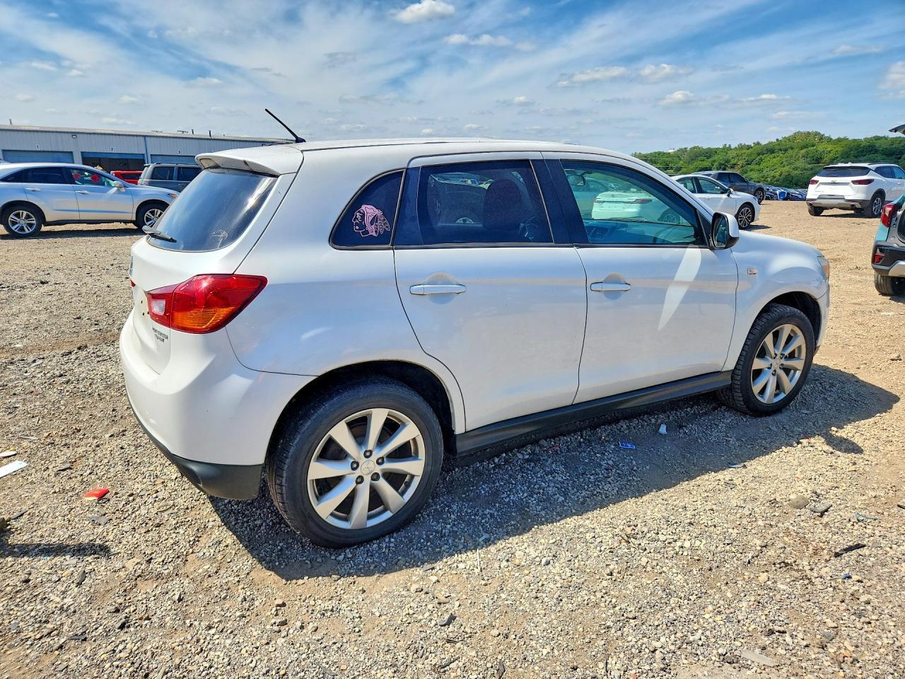 2015 Mitsubishi Outlander, ES