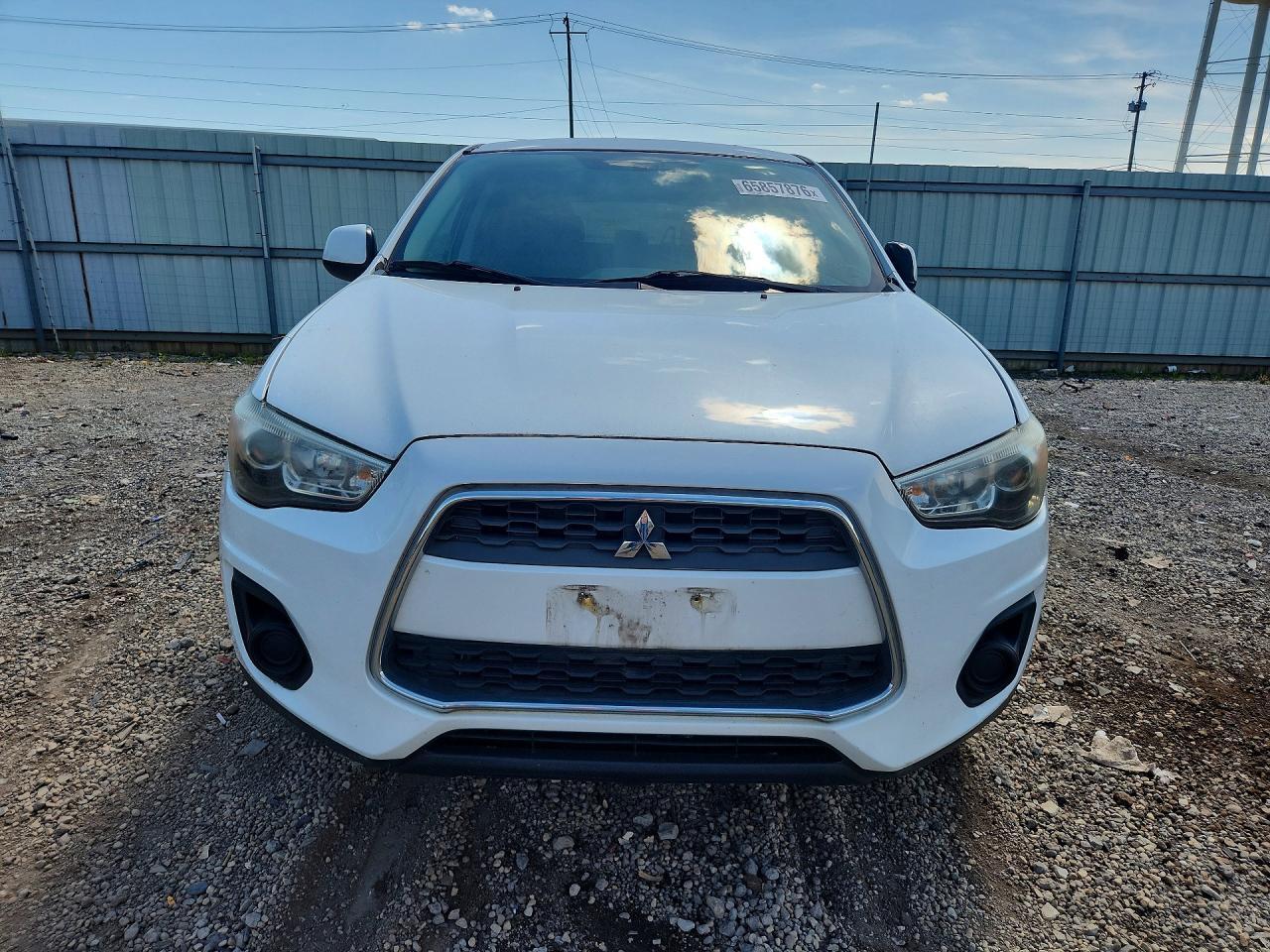 2015 Mitsubishi Outlander, ES