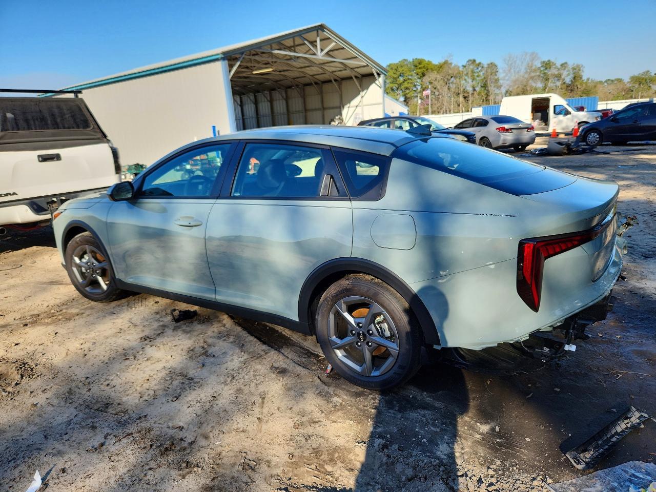 2026 KIA K4, Lxs
