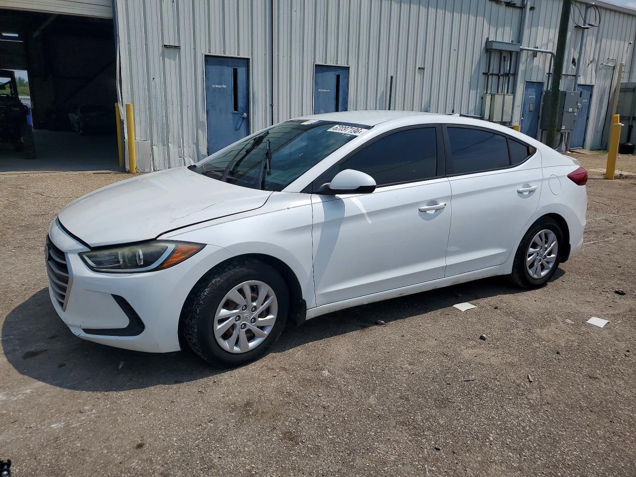 2017 Hyundai Elantra, SE