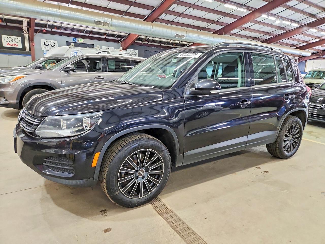 2016 Volkswagen Tiguan, S