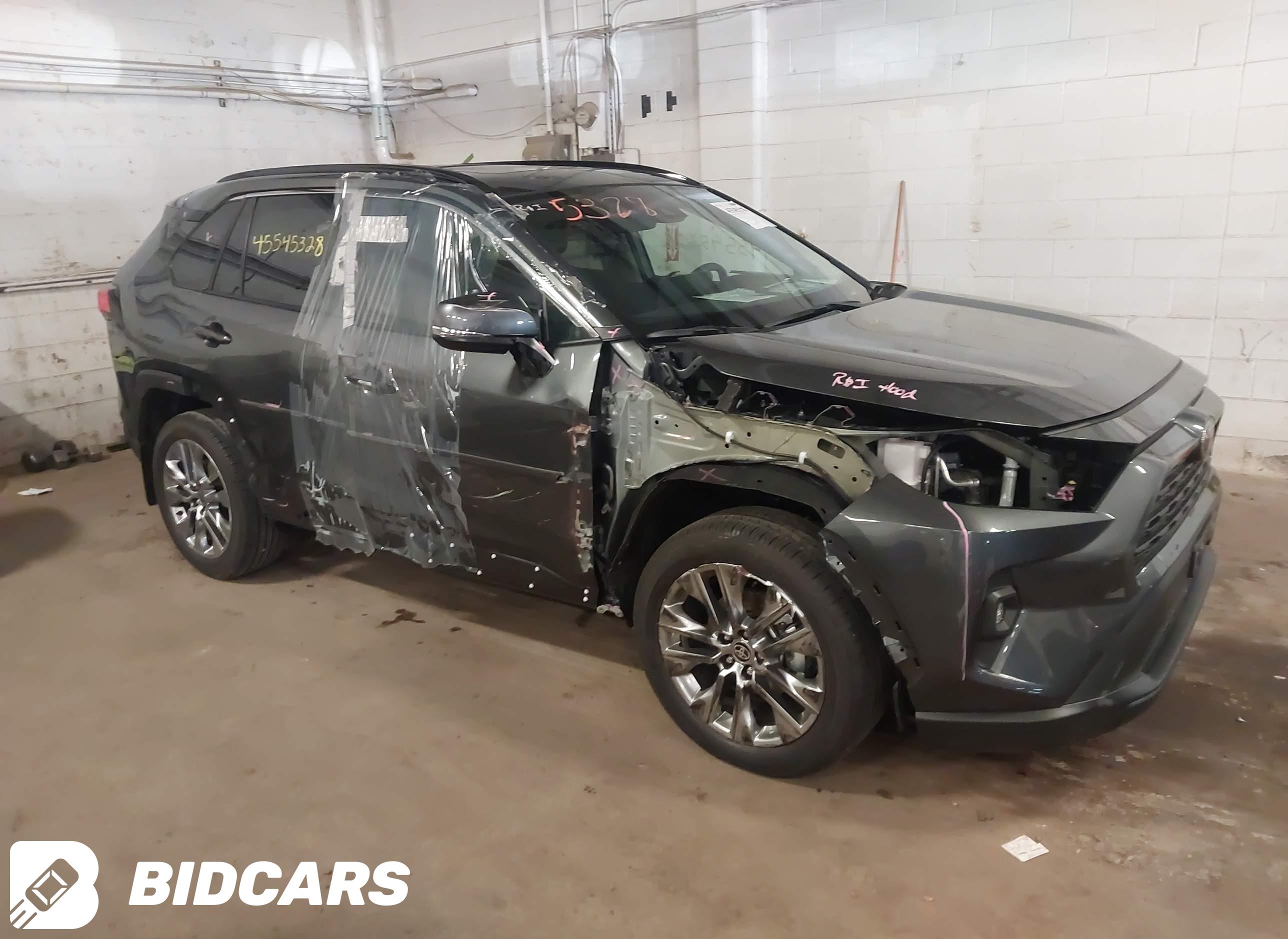 2025 Toyota RAV4, Xle Premium