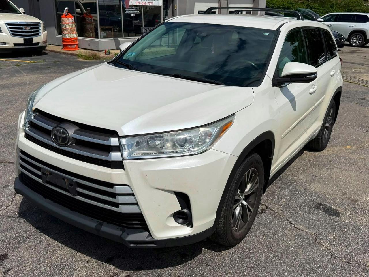 2017 Toyota Highlander, LE