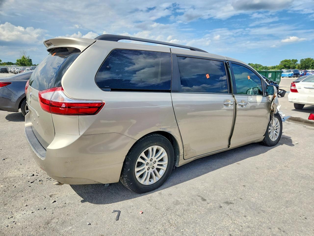 2015 Toyota Sienna, Xle 8-Pas...