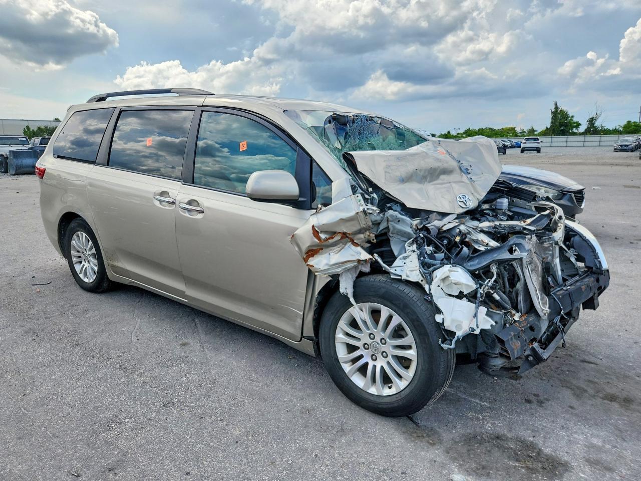 2015 Toyota Sienna, Xle 8-Pas...