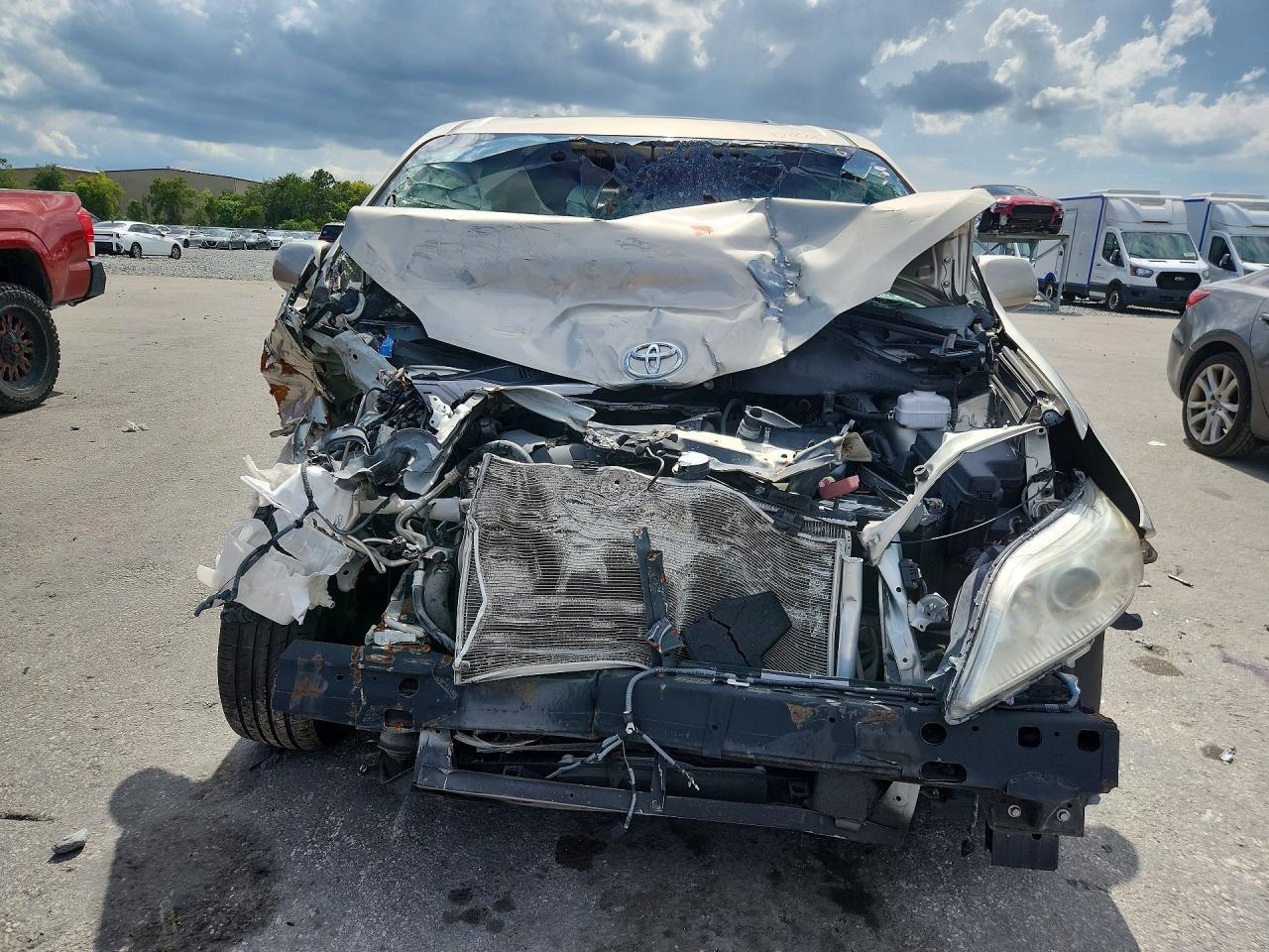 2015 Toyota Sienna, Xle 8-Pas...