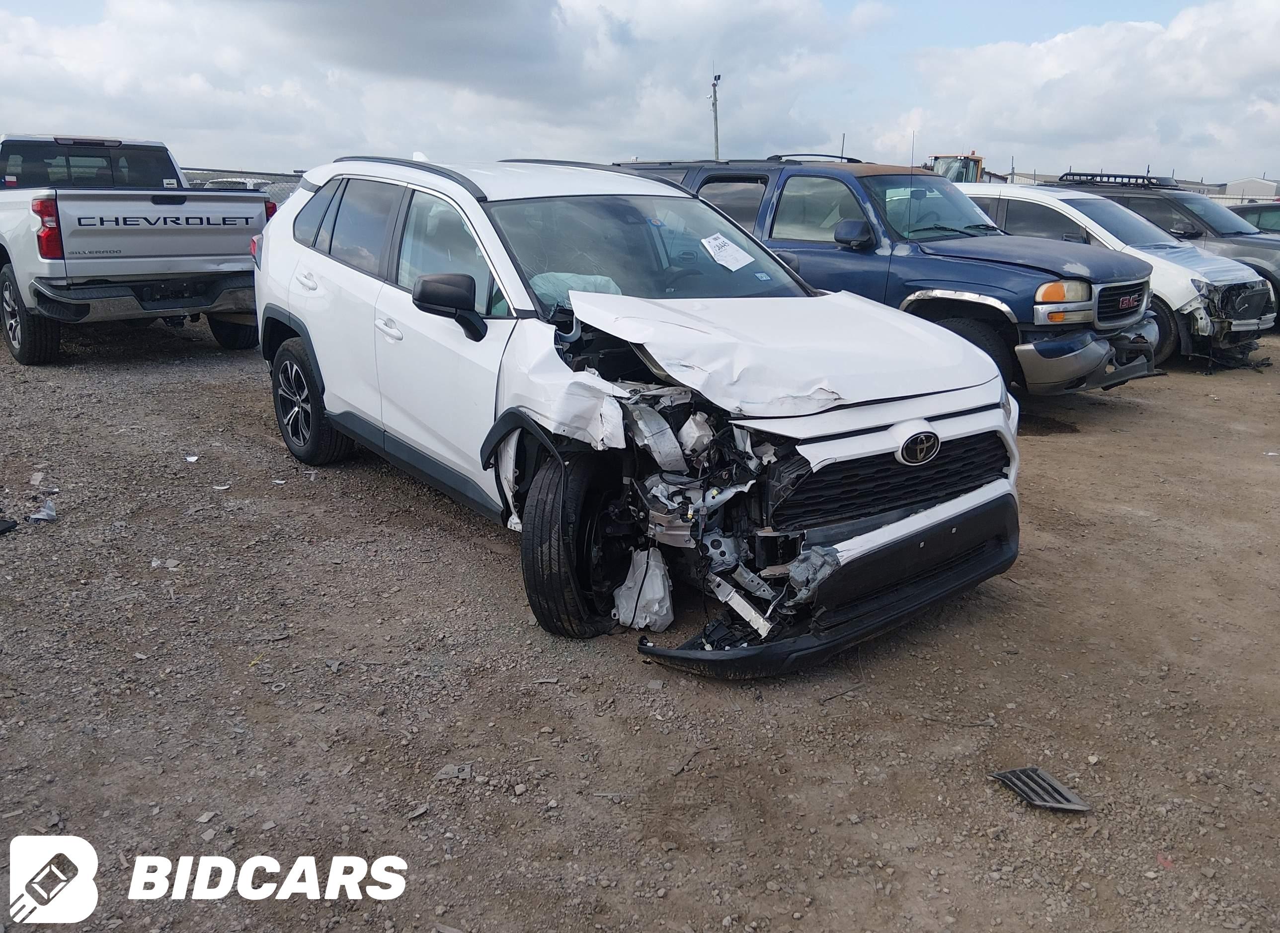 2021 Toyota RAV4, LE