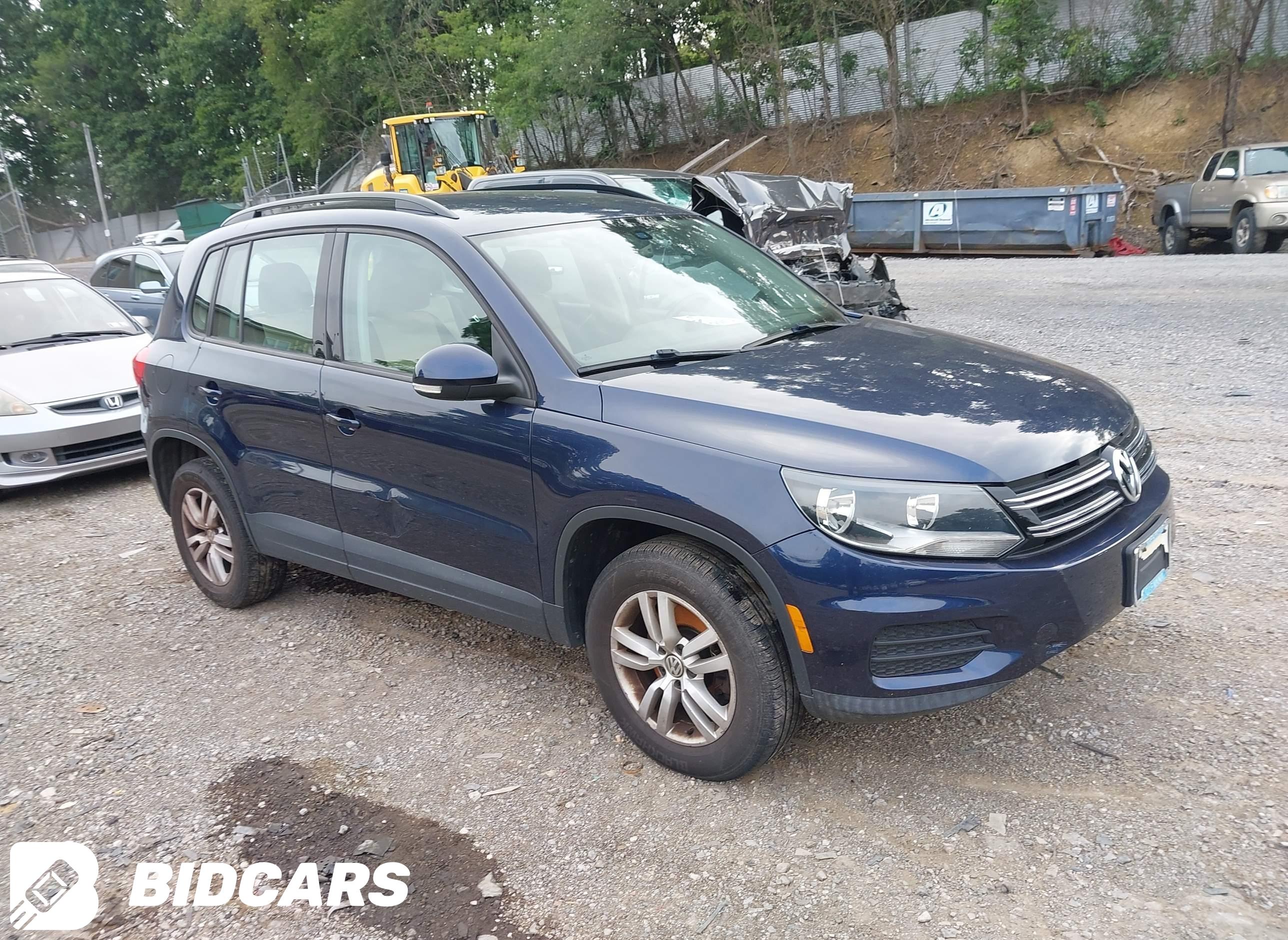 2016 Volkswagen Tiguan, S