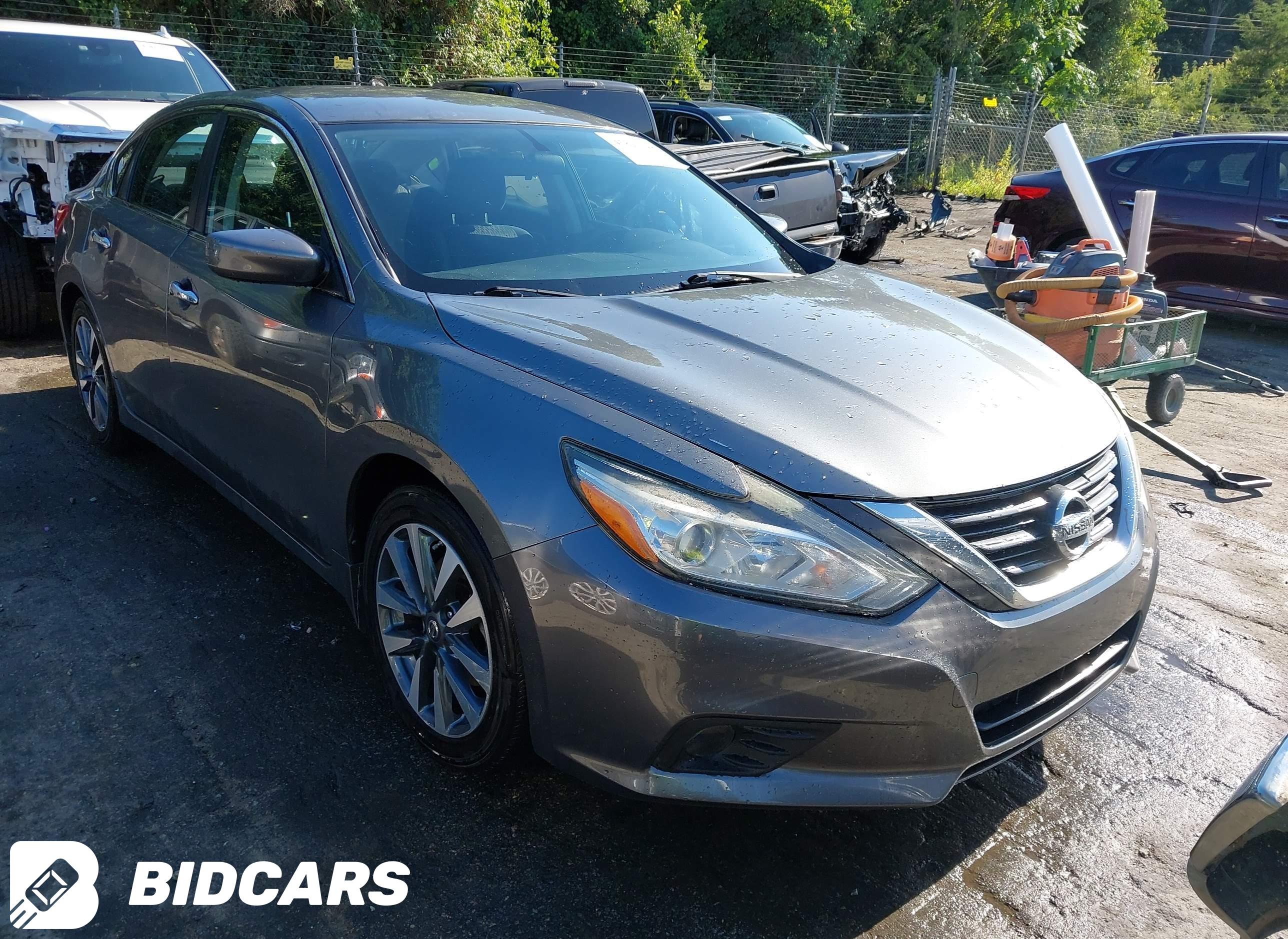 2016 Nissan Altima, 2.5 SV