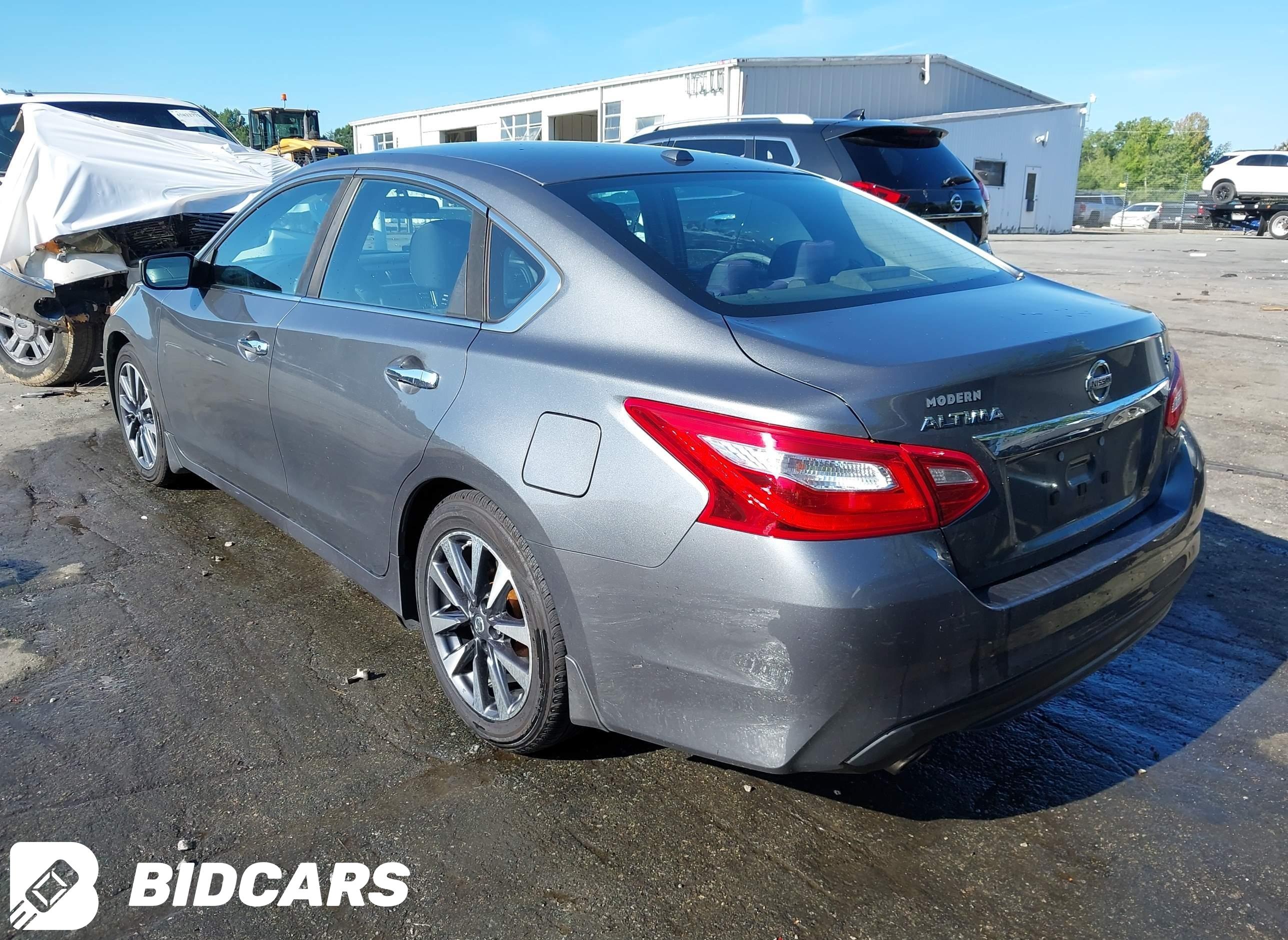 2016 Nissan Altima, 2.5 SV