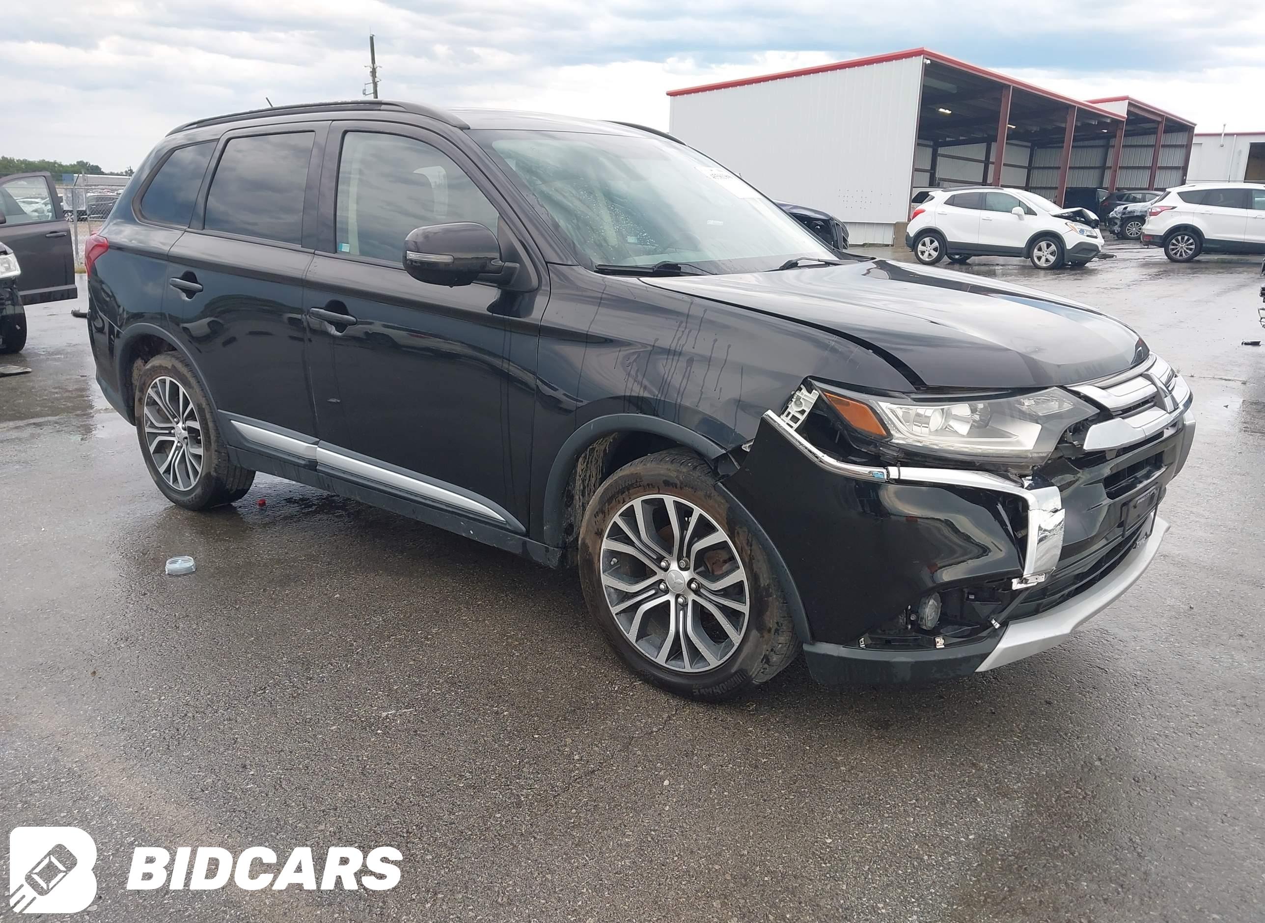 2016 Mitsubishi Outlander, Sel