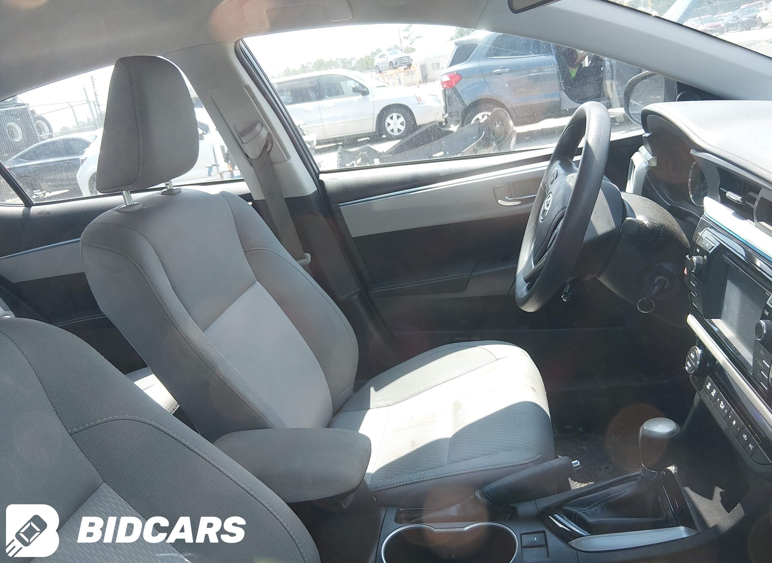 2015 Toyota Corolla, LE