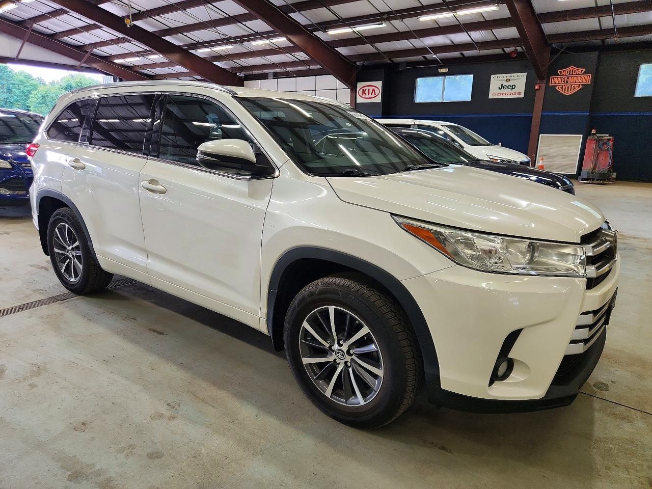 2017 Toyota Highlander, Xle