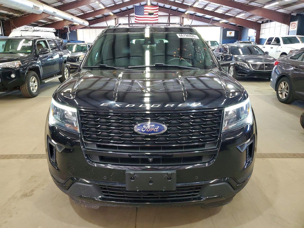 2018 Ford Explorer, Sport