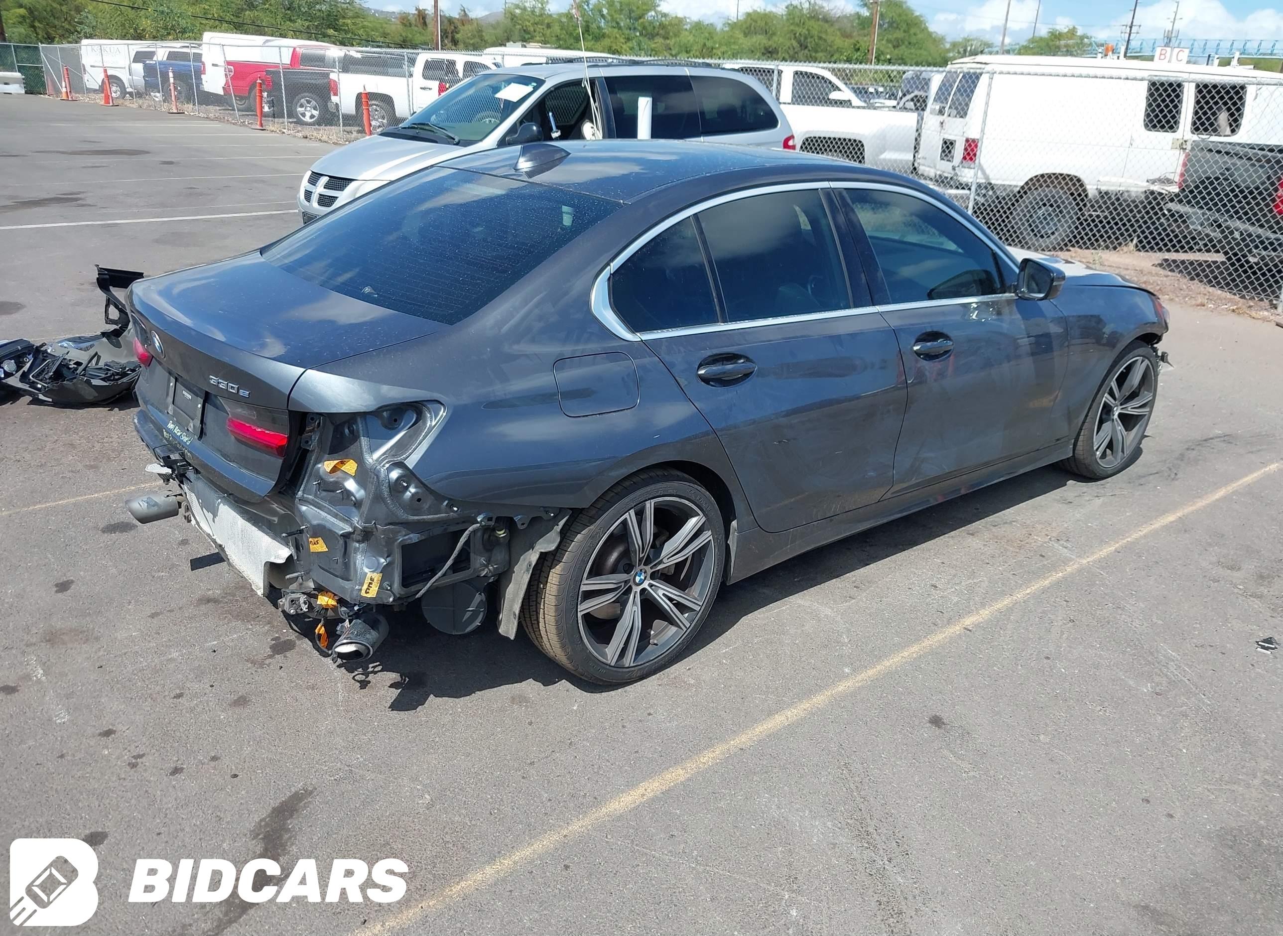 2021 BMW 3 Series, 330E
