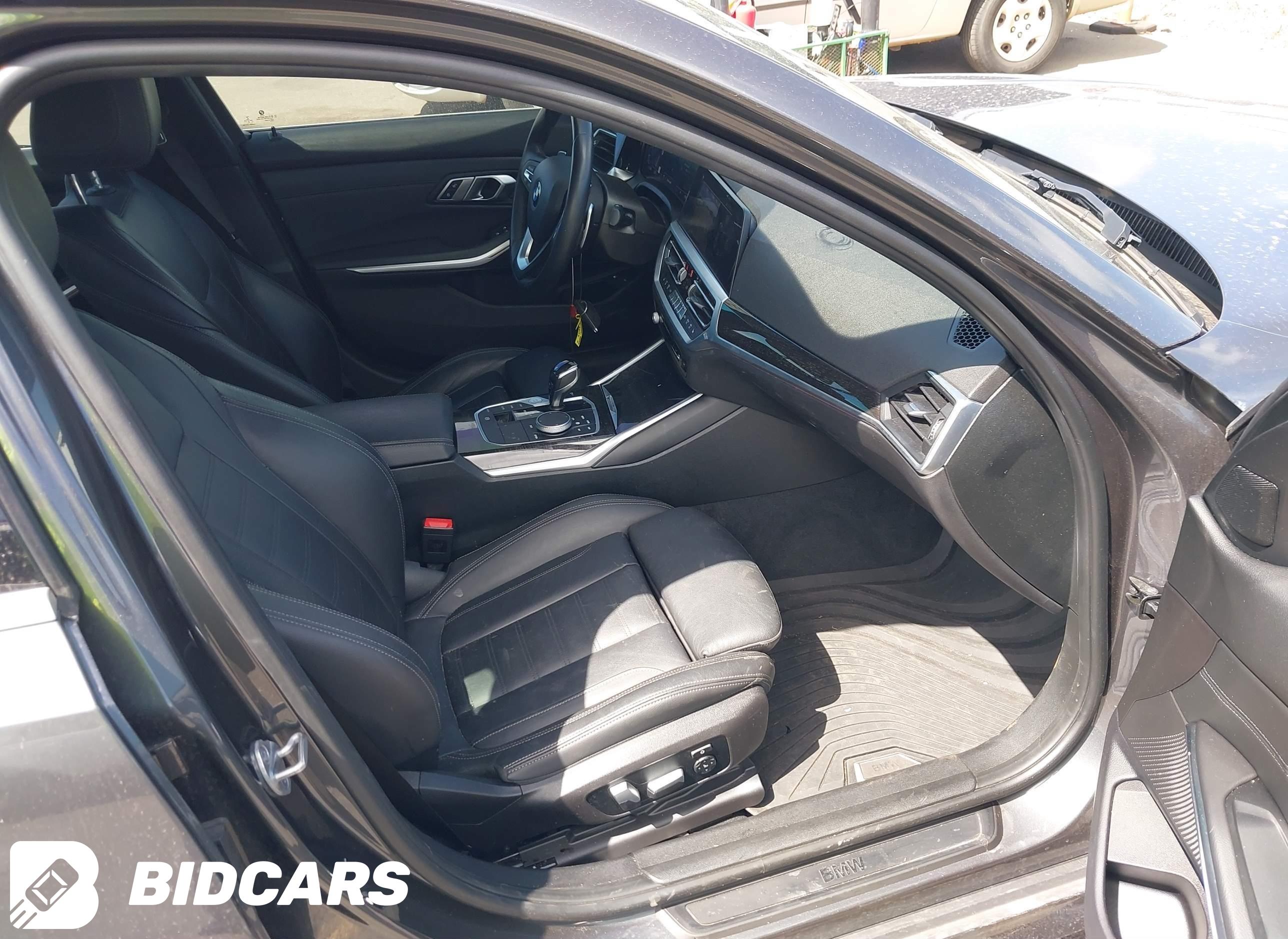 2021 BMW 3 Series, 330E