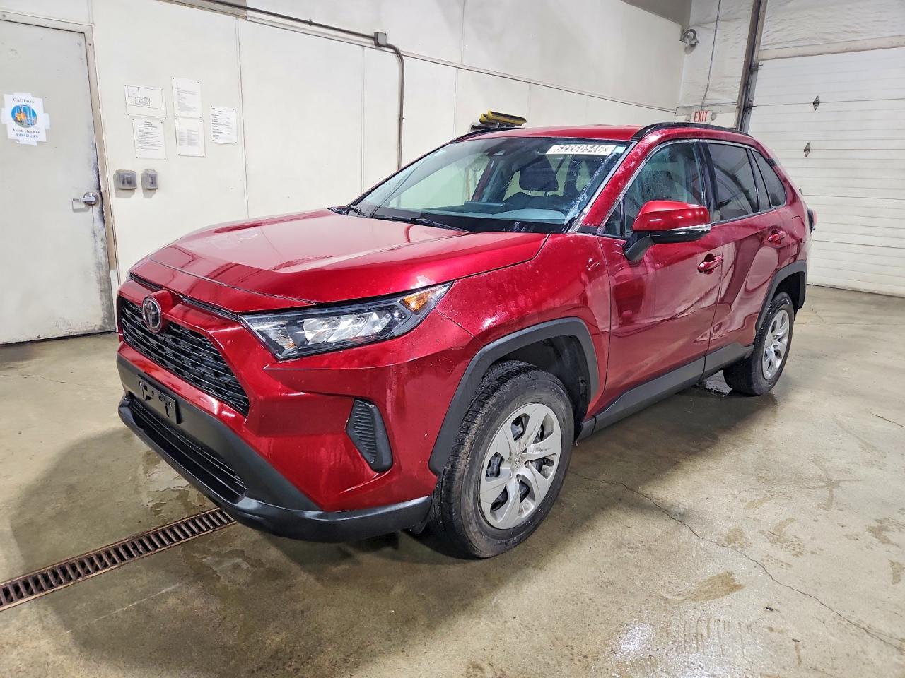 2020 Toyota RAV4, LE