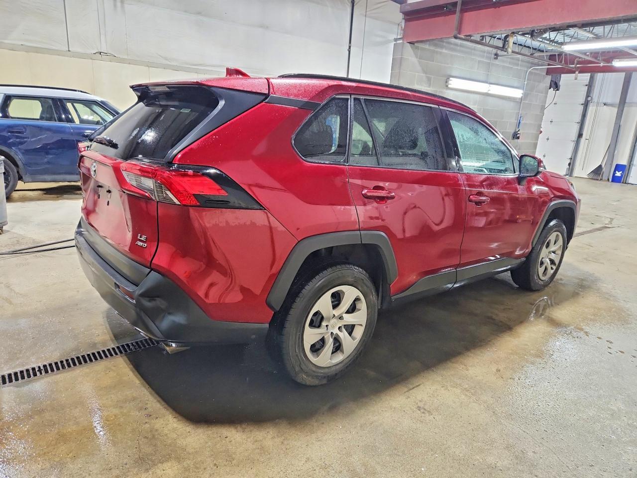 2020 Toyota RAV4, LE