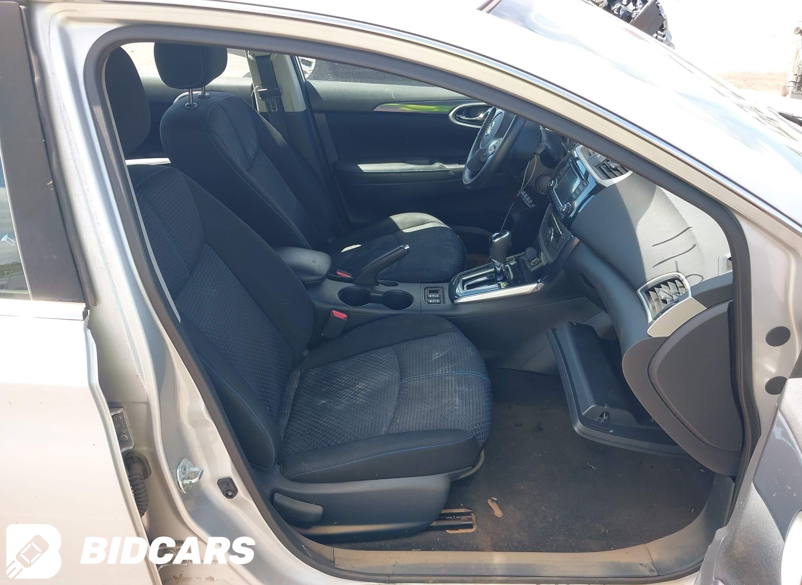 2018 Nissan Sentra, SR