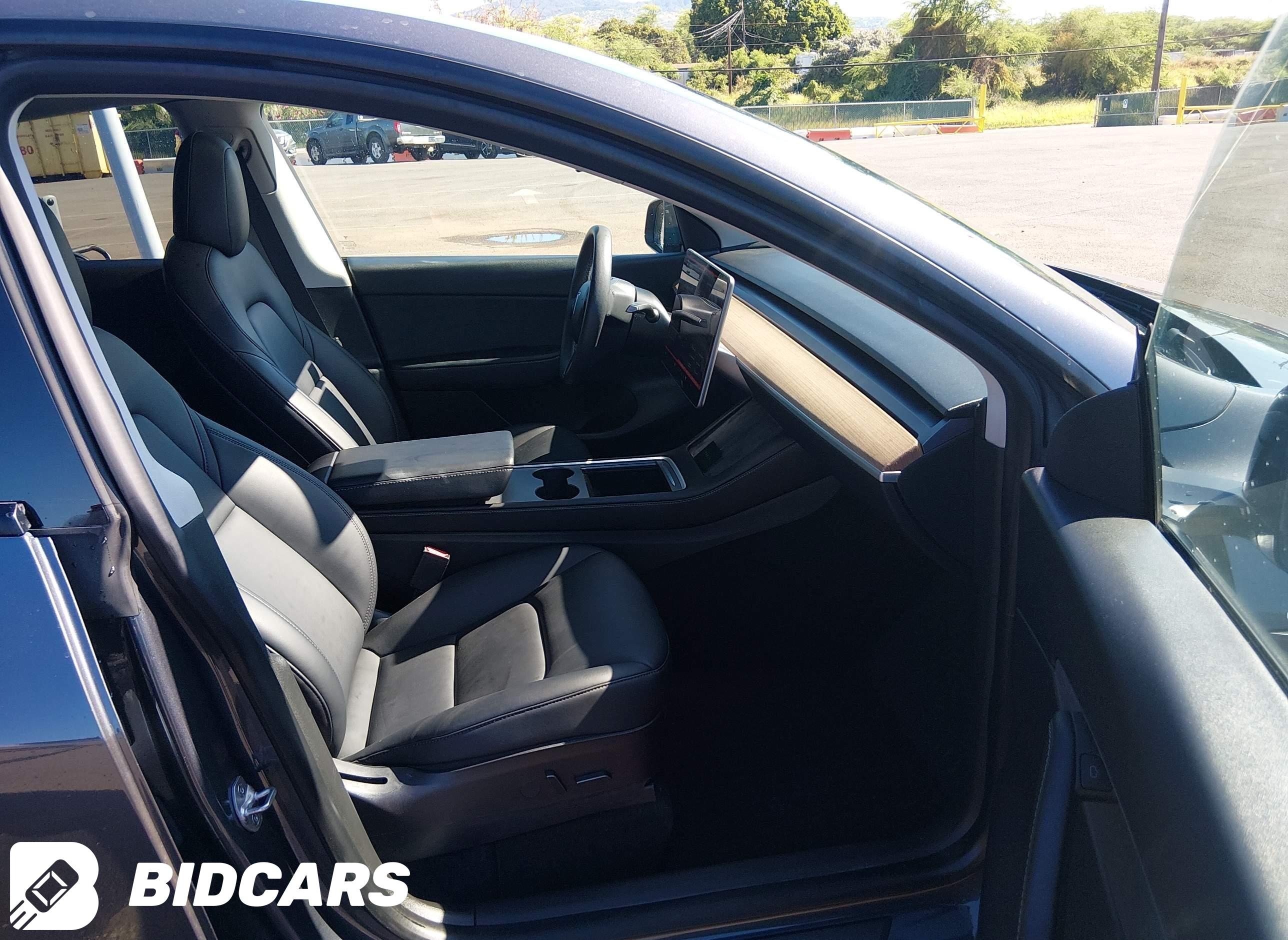 2022 Tesla Model Y, Performan...