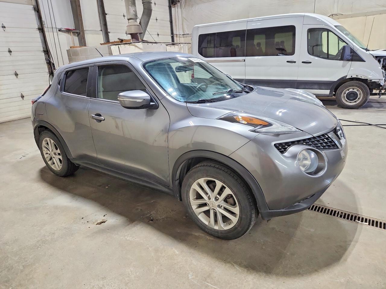 2017 Nissan Juke, S