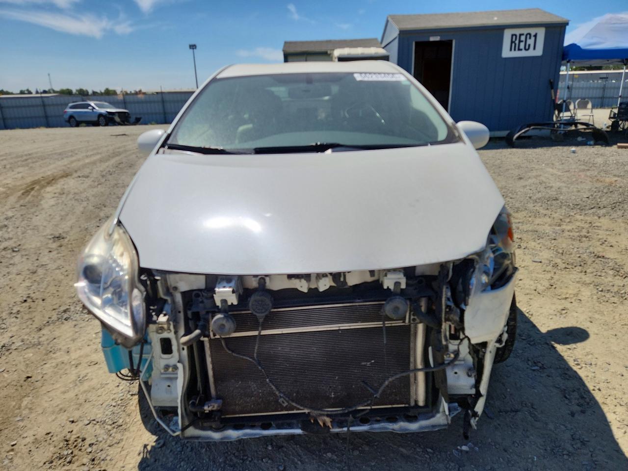 2015 Toyota Prius, Four