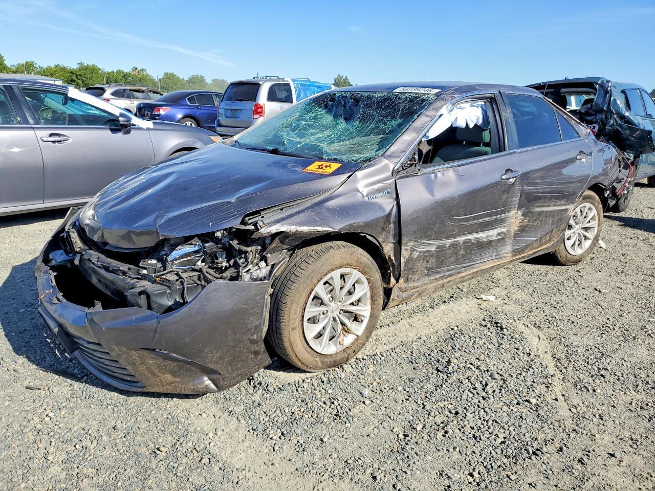 2016 Toyota Camry, LE